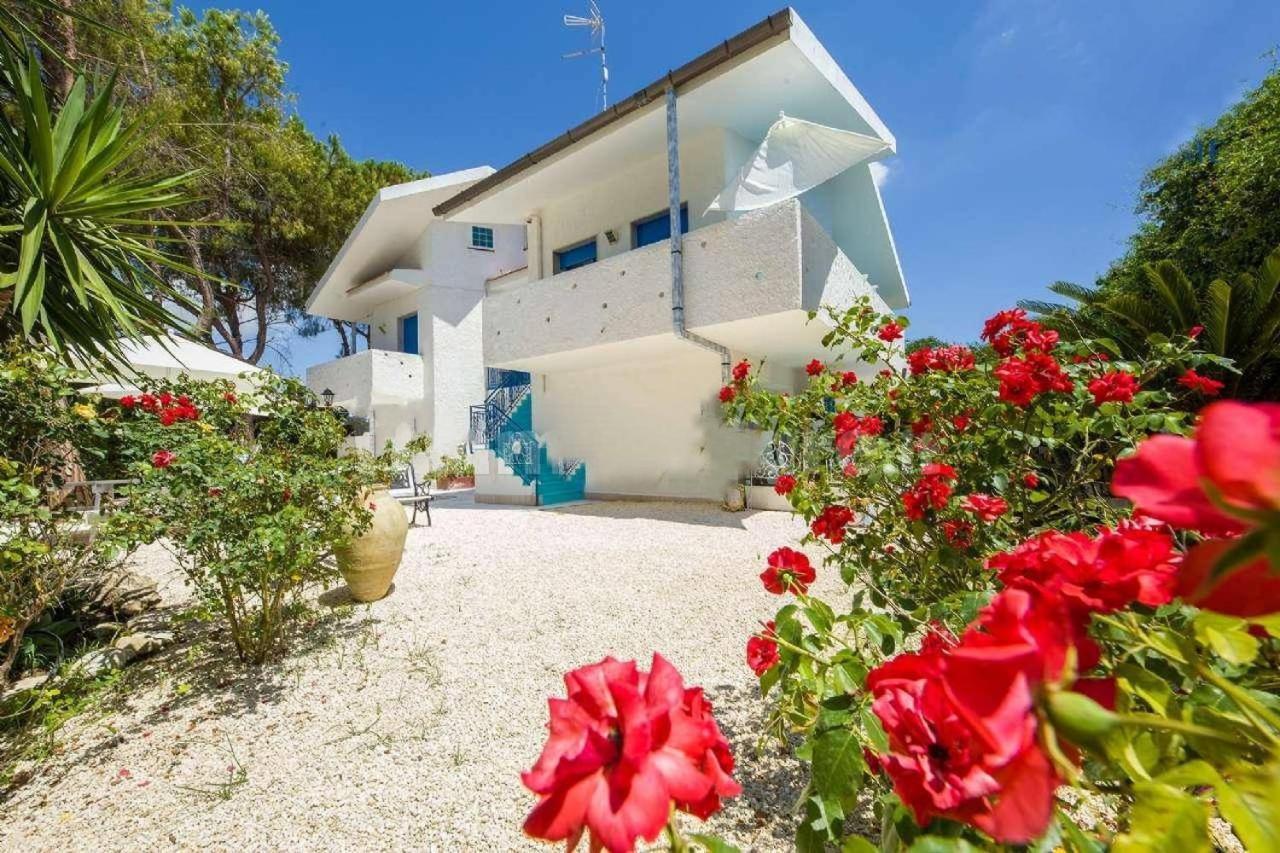 Suite House L'Isola Che Non C'E Fontane Bianche Exterior photo