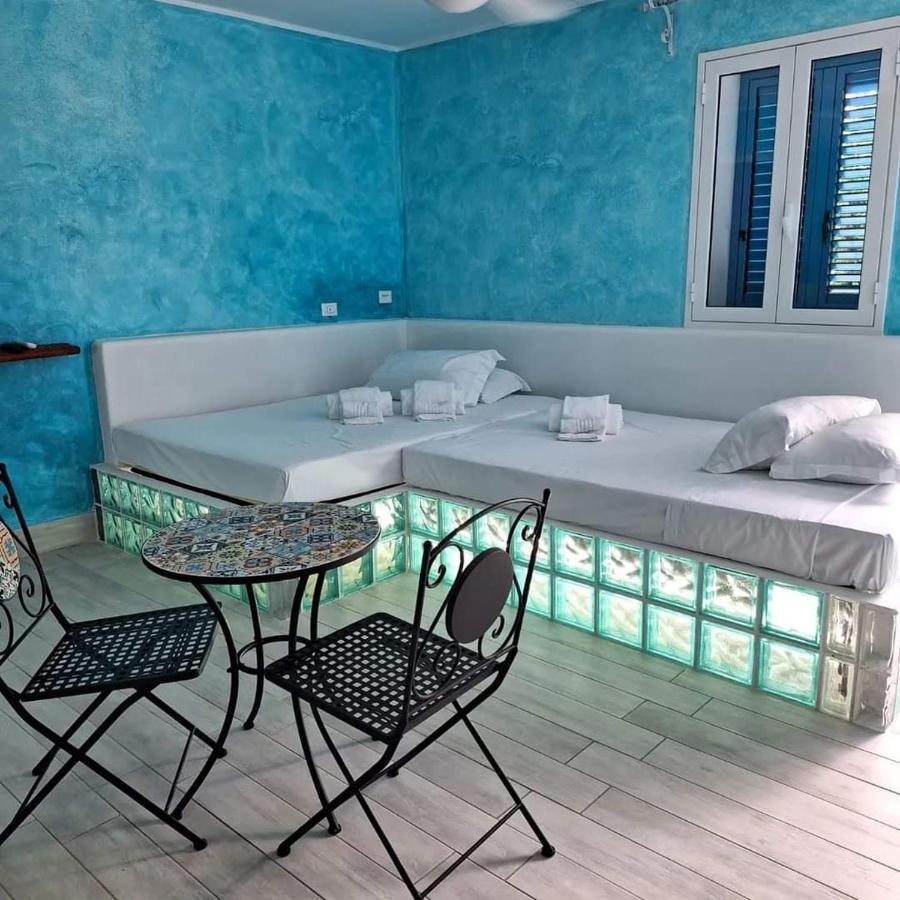 Suite House L'Isola Che Non C'E Fontane Bianche Exterior photo