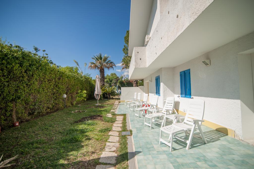 Suite House L'Isola Che Non C'E Fontane Bianche Exterior photo